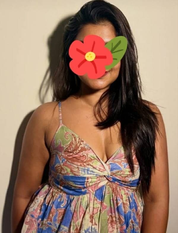 ✅Genuine hot sexy girl fun role play with chat fun✅