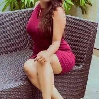 දවස ගානෙ ලස්සන Posh කෑලි ගෙන්නන Spa එක