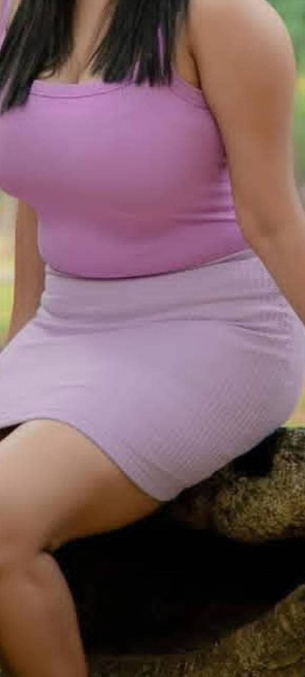 Rs.300/= Beautiful Young Girl VVIP Cam Show Available 💦❤️👑